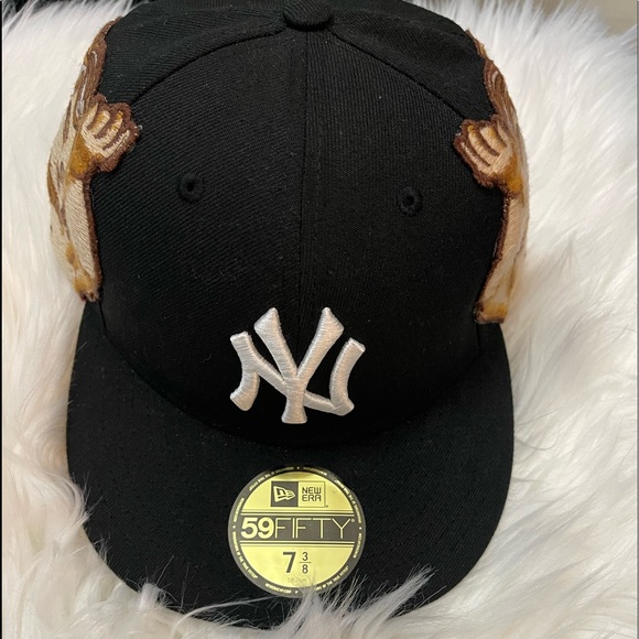 Jon Stan x New Era x NY Yankee Hat - Picture 1 of 7